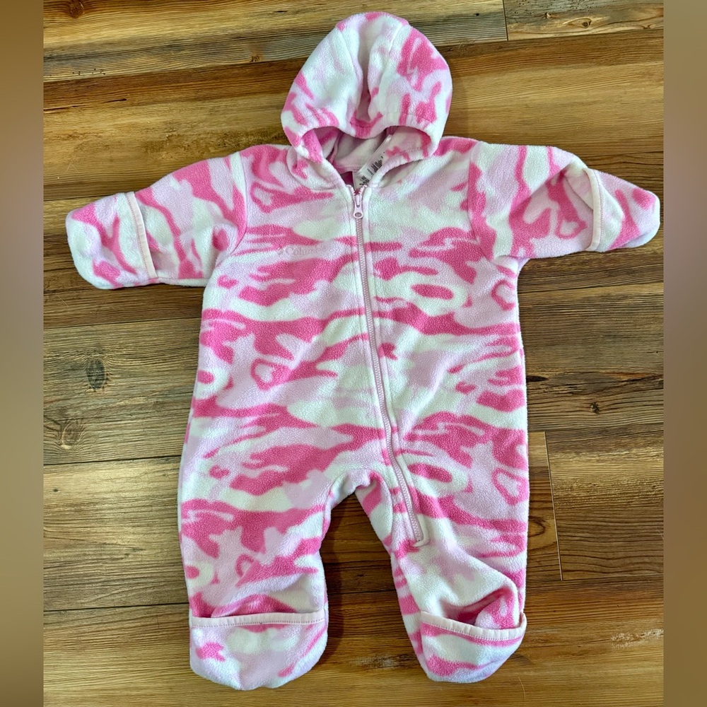 Columbia Pink and White Camo Fleece Hooded Baby Bunting